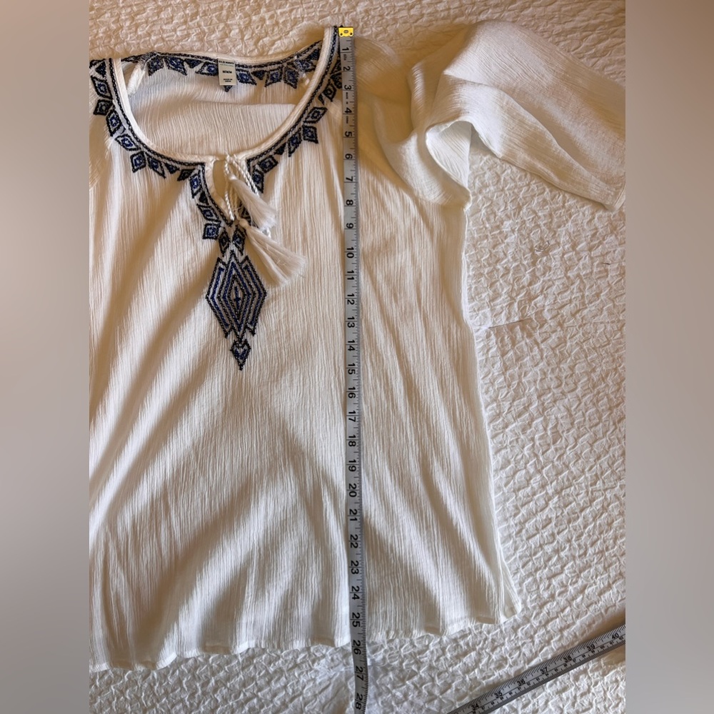 White and Blue Embroidered Shirt - Picture 5 of 7